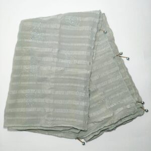 light grey crinkled hijab - hijabshop.in
