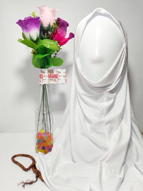 plain white shimmer makhna- hijabshop.in